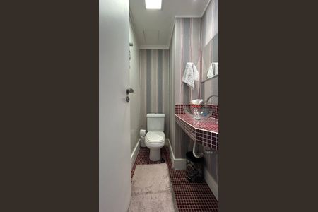 Apartamento à venda com 174m², 4 quartos e 3 vagas Apartamento à venda com 174m², 4 quartos e 3 vagasLavabo