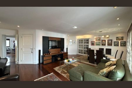 Apartamento à venda com 174m², 4 quartos e 3 vagas Apartamento à venda com 174m², 4 quartos e 3 vagasSala
