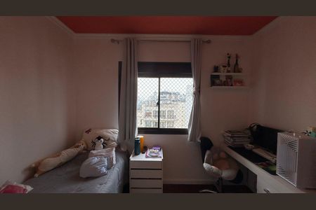 Apartamento à venda com 174m², 4 quartos e 3 vagas Apartamento à venda com 174m², 4 quartos e 3 vagasQuarto 2 - Suíte 2