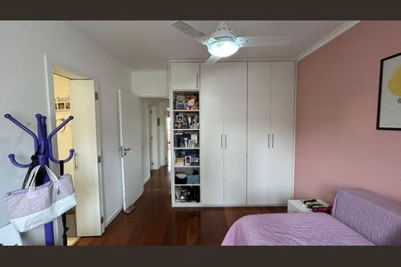 Apartamento à venda com 174m², 4 quartos e 3 vagas Apartamento à venda com 174m², 4 quartos e 3 vagasQuarto 4 - Suíte 4
