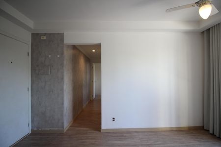 Sala de apartamento para alugar com 2 quartos, 48m² em Vila Andrade, São Paulo