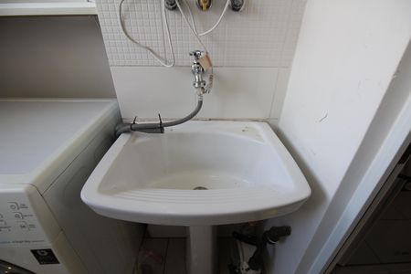 Área de Serviço de apartamento para alugar com 2 quartos, 48m² em Vila Andrade, São Paulo