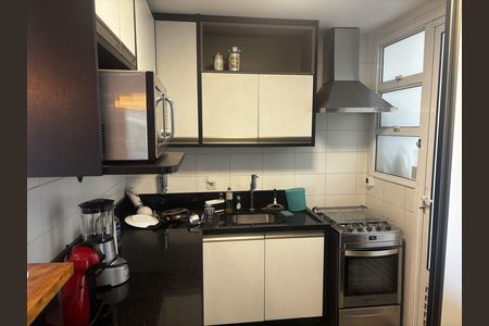 Casa de condomínio para alugar com 138m², 3 quartos e 2 vagasCozinha