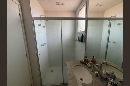 Casa de condomínio para alugar com 138m², 3 quartos e 2 vagasBanheiro
