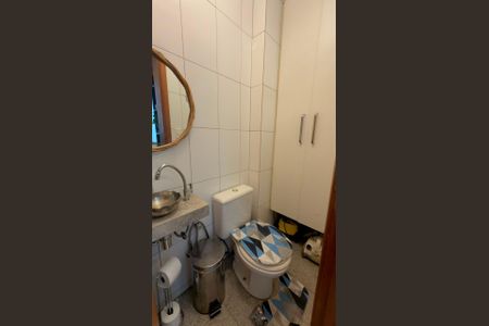 Apartamento para alugar com 140m², 3 quartos e 2 vagas Apartamento para alugar com 140m², 3 quartos e 2 vagasBanheiro de serviço