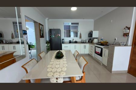 Apartamento para alugar com 140m², 3 quartos e 2 vagas Apartamento para alugar com 140m², 3 quartos e 2 vagasSala