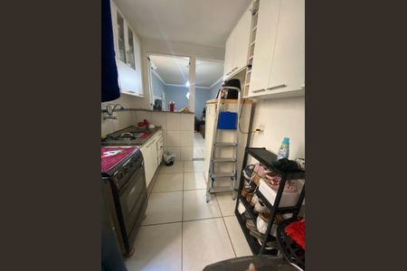 Cozinha de apartamento à venda com 2 quartos, 46m² em Cabral, Contagem