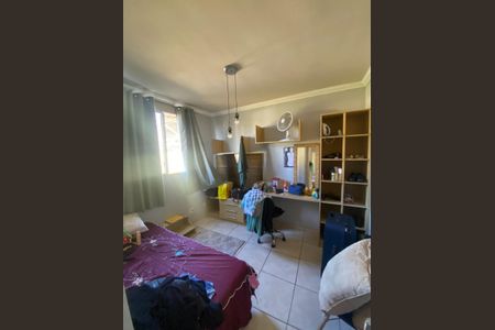 Quarto de apartamento à venda com 2 quartos, 46m² em Cabral, Contagem
