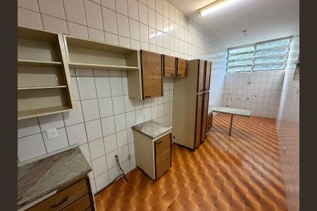 Cozinha de apartamento para alugar com 2 quartos, 76m² em Centro, Belo Horizonte