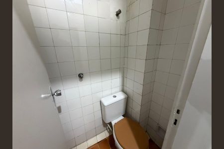 Banheiro de apartamento para alugar com 2 quartos, 76m² em Centro, Belo Horizonte