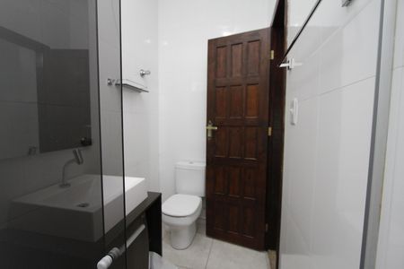 Casa à venda com 360m², 4 quartos e 4 vagasBanheiro 1