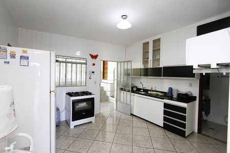 Casa à venda com 360m², 4 quartos e 4 vagasCozinha