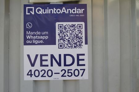 Casa à venda com 360m², 4 quartos e 4 vagasPLACA