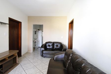 Casa à venda com 360m², 4 quartos e 4 vagasSala