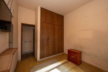 Casa à venda com 245m², 4 quartos e 2 vagasQuarto 2