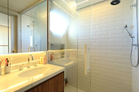 Apartamento à venda com 163m², 3 quartos e 3 vagasBanheiro da Suíte 1