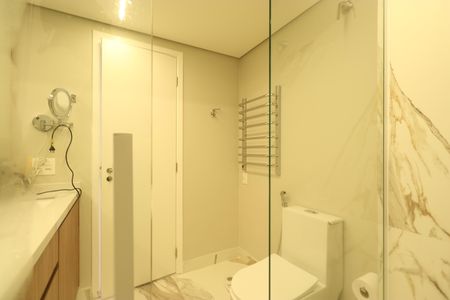 Apartamento à venda com 163m², 3 quartos e 3 vagasBanheiro da Suíte 2