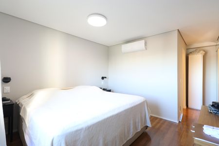 Apartamento à venda com 163m², 3 quartos e 3 vagasSuite 2