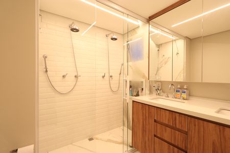 Apartamento à venda com 163m², 3 quartos e 3 vagasBanheiro da Suíte 2