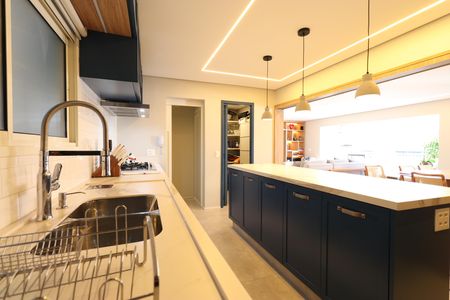 Apartamento à venda com 163m², 3 quartos e 3 vagasCozinha e Área de serviço 