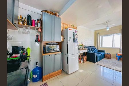Cozinha de casa de condomínio à venda com 2 quartos, 110m² em Fátima, Canoas