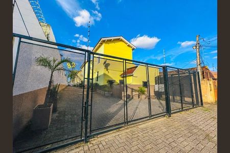 Casa de condomínio à venda com 110m², 2 quartos e 1 vaga Casa de condomínio à venda com 110m², 2 quartos e 1 vagaÁrea Externa