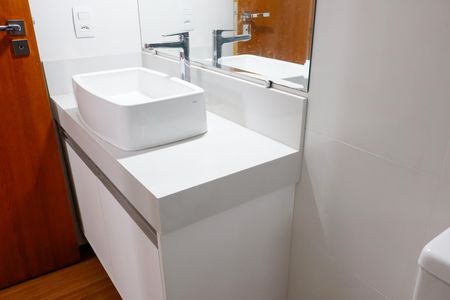 Casa à venda com 94m², 2 quartos e 2 vagasBanheiro