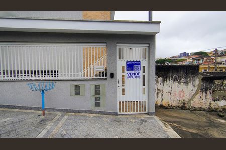 Casa à venda com 94m², 2 quartos e 2 vagasplaca