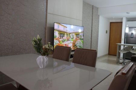 Apartamento à venda com 64m², 2 quartos e 1 vagaSala de Jantar