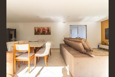 Apartamento para alugar com 74m², 3 quartos e 2 vagas Apartamento para alugar com 74m², 3 quartos e 2 vagasÁrea externa