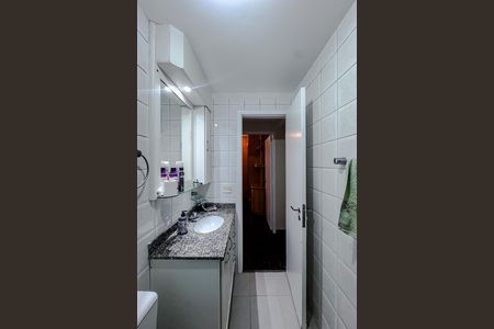 Apartamento para alugar com 74m², 3 quartos e 2 vagas Apartamento para alugar com 74m², 3 quartos e 2 vagasBanheiro