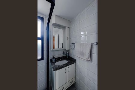 Apartamento para alugar com 74m², 3 quartos e 2 vagas Apartamento para alugar com 74m², 3 quartos e 2 vagasBanheiro da Suíte