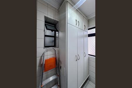 Área de Serviço de apartamento para alugar com 3 quartos, 74m² em Canindé, São Paulo