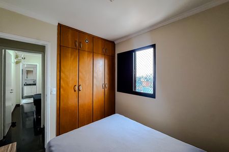 Apartamento para alugar com 74m², 3 quartos e 2 vagas Apartamento para alugar com 74m², 3 quartos e 2 vagasQuarto