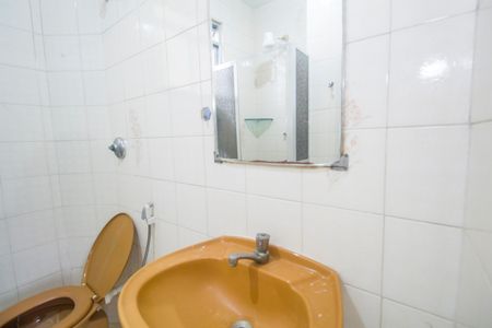 Banheiro da Suíte de apartamento para alugar com 2 quartos, 68m² em Vila Valqueire, Rio de Janeiro