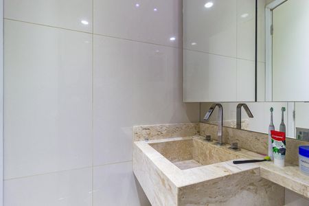Apartamento à venda com 66m², 2 quartos e 1 vaga Apartamento à venda com 66m², 2 quartos e 1 vagaBanheiro - Suíte