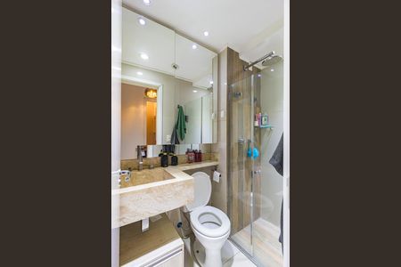 Apartamento à venda com 66m², 2 quartos e 1 vaga Apartamento à venda com 66m², 2 quartos e 1 vagaBanheiro - Social
