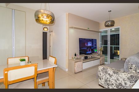 Apartamento à venda com 2 quartos, 66m² em Pari, São Paulo