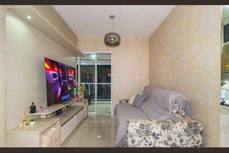 Apartamento à venda com 66m², 2 quartos e 1 vaga Apartamento à venda com 66m², 2 quartos e 1 vagaSala