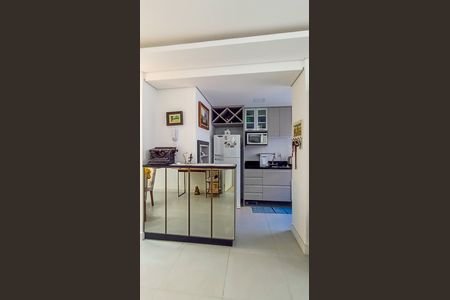 Cozinha de apartamento para alugar com 1 quarto, 67m² em Menino Deus, Porto Alegre