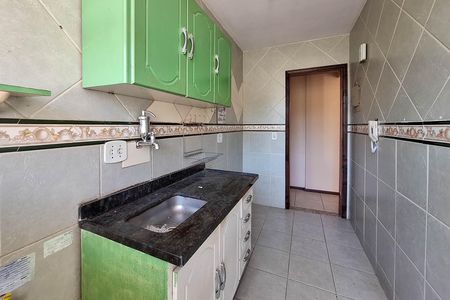 Cozinha de apartamento para alugar com 2 quartos, 50m² em Engenhoca, Niterói