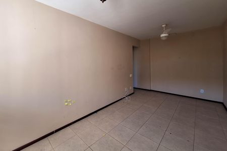 Sala de apartamento para alugar com 2 quartos, 50m² em Engenhoca, Niterói