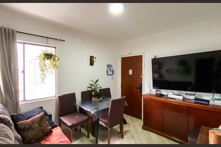 Apartamento à venda com 2 quartos, 52m² em Vila Marieta, São Paulo