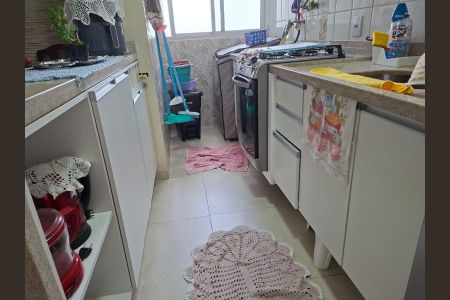 Apartamento à venda com 50m², 2 quartos e 1 vagaFoto 02