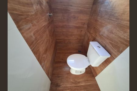 Casa para alugar com 93m², 3 quartos e 3 vagas Casa para alugar com 93m², 3 quartos e 3 vagasBanheiro 2