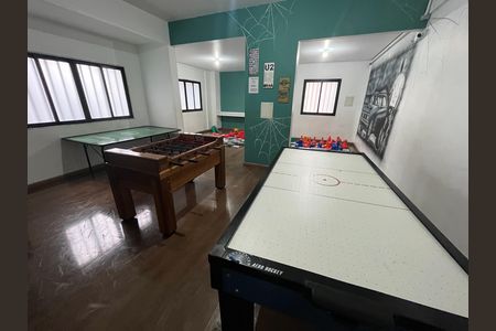 Sala de Jogos de apartamento para alugar com 2 quartos, 68m² em Jardim Maria Rosa, Taboão da Serra