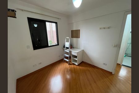 Quarto 1 de apartamento para alugar com 2 quartos, 68m² em Jardim Maria Rosa, Taboão da Serra