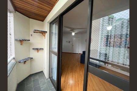 Sacada de apartamento para alugar com 2 quartos, 68m² em Jardim Maria Rosa, Taboão da Serra