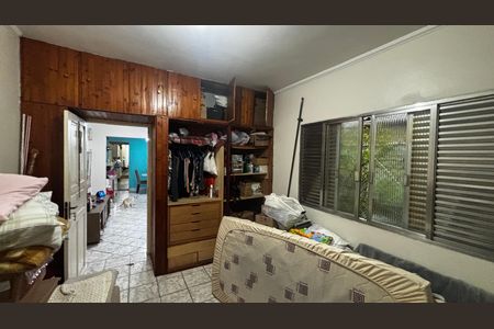 Casa à venda com 165m², 2 quartos e 2 vagas Casa à venda com 165m², 2 quartos e 2 vagasQuarto 1
