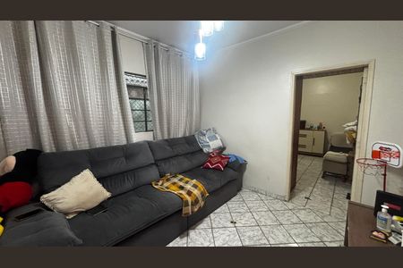 Casa à venda com 165m², 2 quartos e 2 vagas
